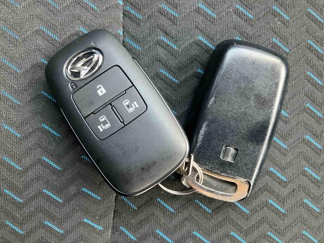 トールカスタムＧ　ターボ走行距離無制限１２ヶ月保証付き　両側パワスラドア　衝突回避支援ブレーキ機能　カーナビ　ＬＫＡ　ＥＴＣ　Ｉ−ＳＴＯＰ　ＤＶＤ　バックカメラ　メモリーナビ　ＵＳＢ　ブルートゥース　キーフリーシステム（大分県）の中古車