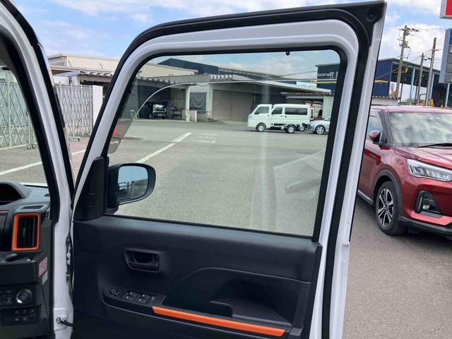 タントファンクロス走行距離無制限12ヶ月保証付き Bluetoothオーディオ 衝突軽減システム ドライブレコーダー 両側オートドア シートヒータ 禁煙車 オートLED USB接続 レーンキープアシスト Bカメラ(大分県)の中古車