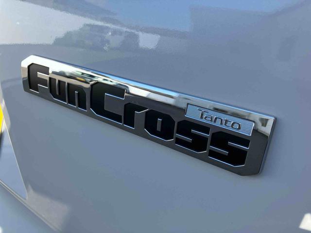 タントファンクロス　ワンオーナー走行距離無制限１２ヶ月保証付き　衝突軽減システム　両側オートドア　シートヒータ　禁煙車　ワンオーナー　オートＬＥＤ　レーンキープアシスト　Ｂカメラ　ＬＥＤヘットライト　キーレスエントリー　スマートキ−（大分県）の中古車