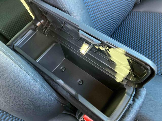 タントカスタムＸ　ワンオーナー走行距離無制限１２ヶ月保証付き　衝突軽減ブレーキ　車線逸脱防止　Ｂｌｕｅｔｏｏｔｈオーディオ　アイドリングストップ機能　禁煙　盗難警報装置　ＬＥＤ　ワンオーナー　キーレスエントリー　前席シートヒーター（大分県）の中古車