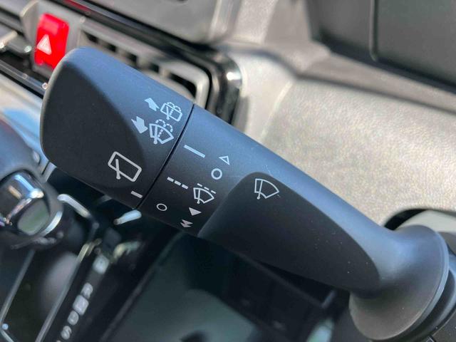 タントカスタムＸ　ワンオーナー走行距離無制限１２ヶ月保証付き　衝突軽減ブレーキ　車線逸脱防止　アイドリングストップ機能　Ｂカメラ　禁煙　盗難警報装置　ＬＥＤ　ワンオーナー　キーレスエントリー　前席シートヒーター　オートＬＥＤ（大分県）の中古車