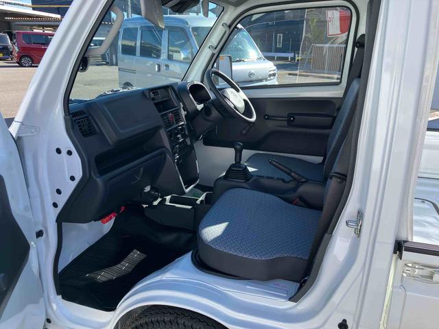 キャリイトラックＫＣエアコン・パワステ走行距離無制限１２ヶ月保証付き　整備点検記録簿　禁煙　助手席エアバック　ＡＣ　運転席エアバック　パートタイム４ＷＤ　パワステ　横滑防止　ＡＢＳ　オートライト　盗難防止システム　踏み間違い防止（大分県）の中古車