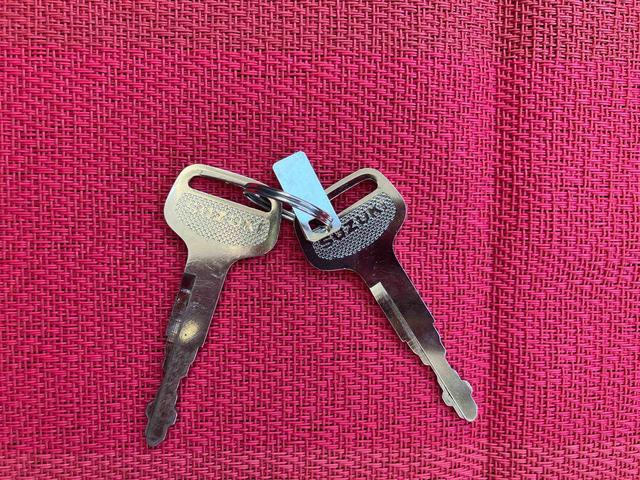 キャリイトラックＫＣエアコン・パワステ走行距離無制限１２ヶ月保証付き　整備点検記録簿　禁煙　助手席エアバック　ＡＣ　運転席エアバック　パートタイム４ＷＤ　パワステ　横滑防止　ＡＢＳ　オートライト　盗難防止システム　踏み間違い防止（大分県）の中古車