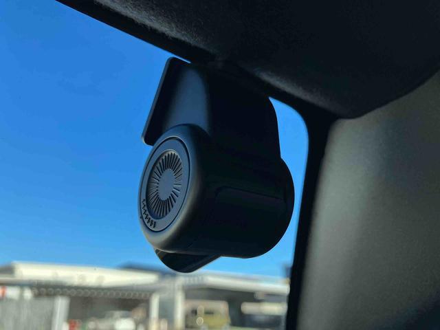 ウェイクＧターボリミテッドＳＡIII走行距離無制限１２ヶ月保証付き　踏み間違え防止　禁煙　両側電動パワースライドドア　ＵＳＢ　イモビライザー　ＢＴオーディオ　カーナビ　キーフリーキー　ＥＳＣ　オートハイビーム　ＤＶＤ　レーンアシスト（大分県）の中古車