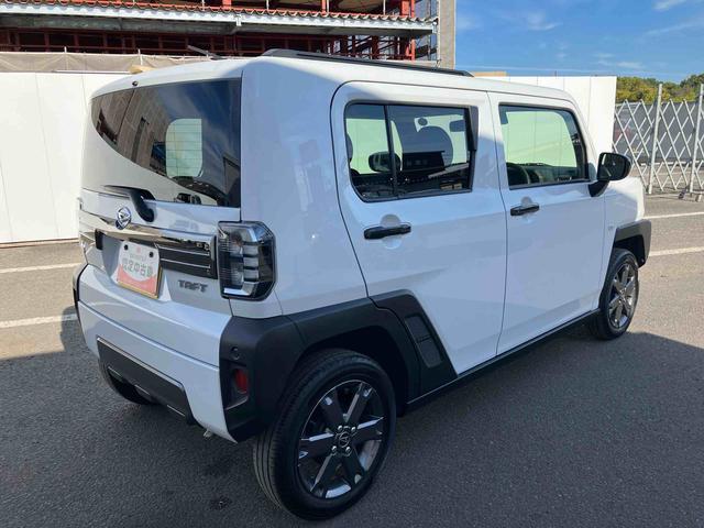 タフトＧ　ダーククロムベンチャー走行距離無制限１２ヶ月保証付き　ＢＬＵＥＴＯＯＴＨ　カーナビ　ＥＳＣ　ＵＳＢ　リアカメラ　オートマチックハイビーム　メモリナビ　ＬＥＤライト　レーンキープアシスト　ＤＶＤ　アイドリングＳ　キーフリー（大分県）の中古車