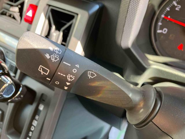 タフトＧ　ダーククロムベンチャー走行距離無制限１２ヶ月保証付き　ＢＬＵＥＴＯＯＴＨ　カーナビ　ＥＳＣ　ＵＳＢ　リアカメラ　オートマチックハイビーム　メモリナビ　ＬＥＤライト　レーンキープアシスト　ＤＶＤ　アイドリングＳ　キーフリー（大分県）の中古車