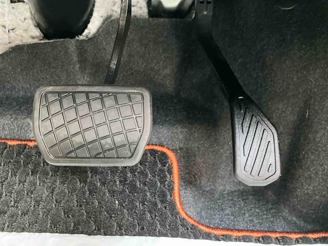 タントファンクロスターボ ワンオーナー走行距離無制限12ヶ月保証付き LEDランプ シートヒータ 衝突軽減ブレーキ USB Rカメラ スマートキ 禁煙 i−stop 車線逸脱警報 1オーナー 盗難警報装置 オートライト アルミ キーフリー(大分県)の中古車