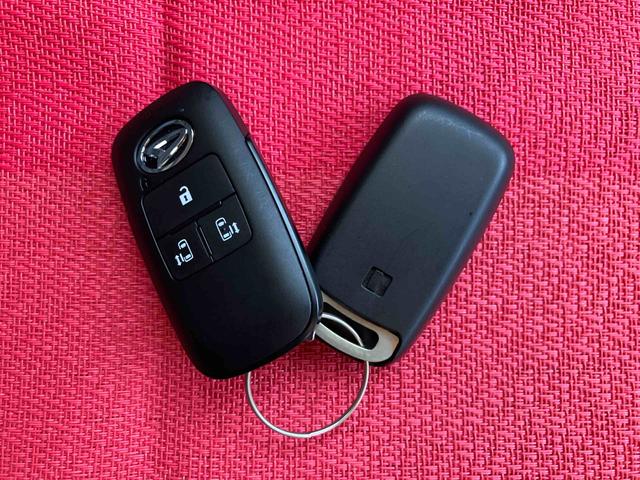 タントファンクロス ワンオーナー走行距離無制限12ヶ月保証付き 衝突軽減システム 両側オートドア シートヒータ ワンオーナー オートLED レーンキープアシスト Bカメラ LEDヘットライト キーレスエントリー スマートキ− アルミ(大分県)の中古車