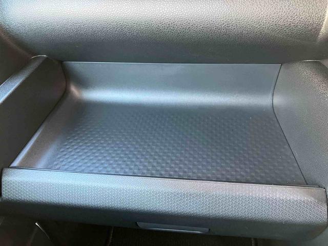 タントカスタムＸ　ワンオーナー走行距離無制限１２ヶ月保証付き　衝突軽減ブレーキ　車線逸脱防止　Ｂｌｕｅｔｏｏｔｈオーディオ　アイドリングストップ機能　Ｂカメラ　禁煙　盗難警報装置　ＬＥＤ　ワンオーナー　キーレスエントリー　ＵＳＢ（大分県）の中古車