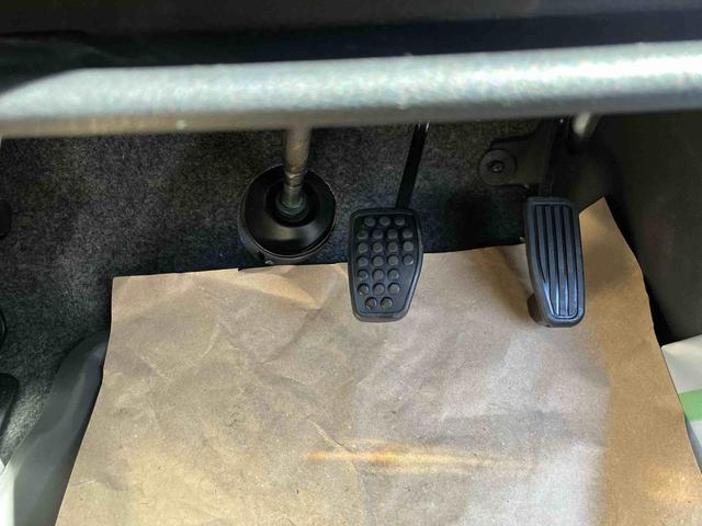 ハイゼットカーゴクルーズＳＡIII走行距離無制限１２ヶ月保証付き　両側手動スライドドア　盗難防止装置　横滑防止装置　禁煙　車線逸脱警告　エアバック　エコアイドル　オートハイビーム　ＡＢＳ　オートライト　記録簿付　助手席エアバッグ（大分県）の中古車