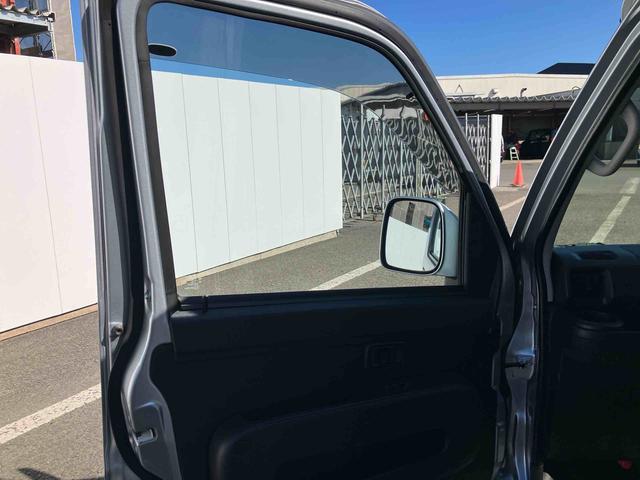 ハイゼットカーゴクルーズＳＡIII走行距離無制限１２ヶ月保証付き　両側手動スライドドア　盗難防止装置　横滑防止装置　禁煙　車線逸脱警告　エアバック　エコアイドル　オートハイビーム　ＡＢＳ　オートライト　記録簿付　助手席エアバッグ（大分県）の中古車