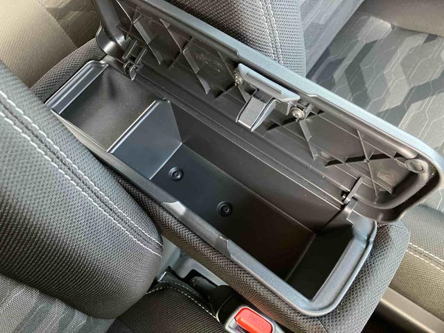 タフトＧ　クロムベンチャー　ワンオーナー走行距離無制限１２ヶ月保証付き（大分県）の中古車