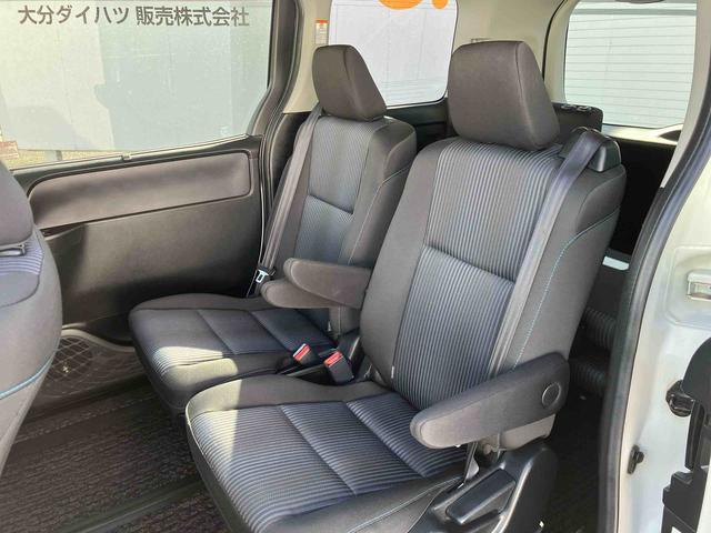 ヴォクシーＺＳ　煌II走行距離無制限１２ヶ月保証付き　スマートキー・プッシュスタート　バックガイドモニター　セキュリティアラーム　両側パワスラドア　ブルートゥース　カーナビ　１オーナー　ＵＳＢ　ハイビームアシスト　ＶＳＣ（大分県）の中古車