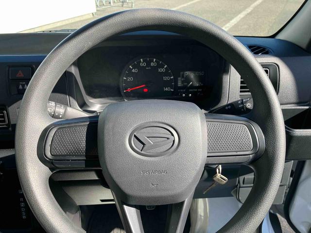 ハイゼットカーゴＤＸ　ワンオーナー走行距離無制限１２ヶ月保証付き　ＬＥＤヘッドランプ　禁煙　セキュリティアラーム　キーレスキー　両側スライドドア　エコアイドル　ハイビームアシスト　オートライト　記録簿　レーンアシスト　ワンオーナー（大分県）の中古車