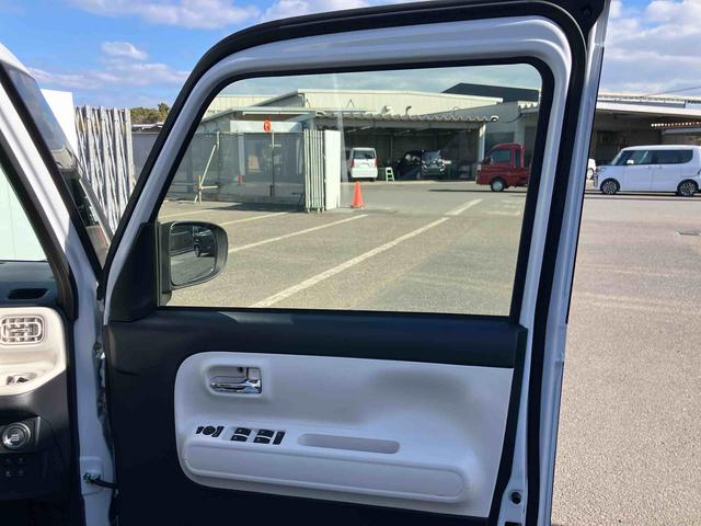 ムーヴキャンバスストライプスＧ　ワンオーナー走行距離無制限１２ヶ月保証付き　ＢＬＵＥＴＯＯＴＨ　アイドルストップ　禁煙　Ｂカメラ　ＵＳＢポート　セキュリティアラーム　スマートキープッシュスタート　Ｓヒーター　キーフリーキー　ワンオーナー車（大分県）の中古車