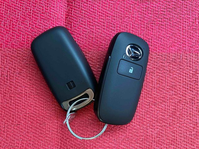 タフトＧ　ダーククロムベンチャー　ワンオーナー走行距離無制限１２ヶ月保証付き　１オ−ナ−　ＢＬＵＥＴＯＯＴＨ　アダプティブクルコン　ＵＳＢ　リアカメラ　オートマチックハイビーム　ＬＥＤライト　レーンキープアシスト　アイドリングＳ　キーフリー（大分県）の中古車