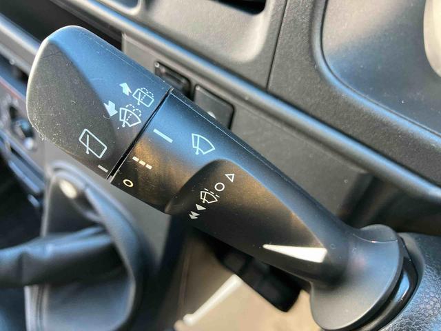 ハイゼットカーゴＤＸ　ＳＡIII走行距離無制限１２ヶ月保証付き　バックモニタ　カーナビ　車線逸脱防止　横滑防止装置　ＥＴＣ付き　両側スライド　記録簿あり　デュアルエアバッグ　エコアイドル　セキュリティ　オートマチックハイビーム（大分県）の中古車