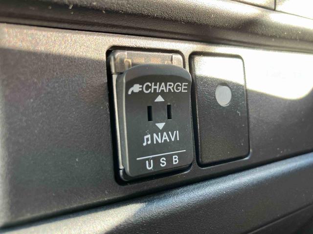 ハイゼットカーゴＤＸ　ＳＡIII走行距離無制限１２ヶ月保証付き　バックモニタ　カーナビ　車線逸脱防止　横滑防止装置　ＥＴＣ付き　両側スライド　記録簿あり　デュアルエアバッグ　エコアイドル　セキュリティ　オートマチックハイビーム（大分県）の中古車