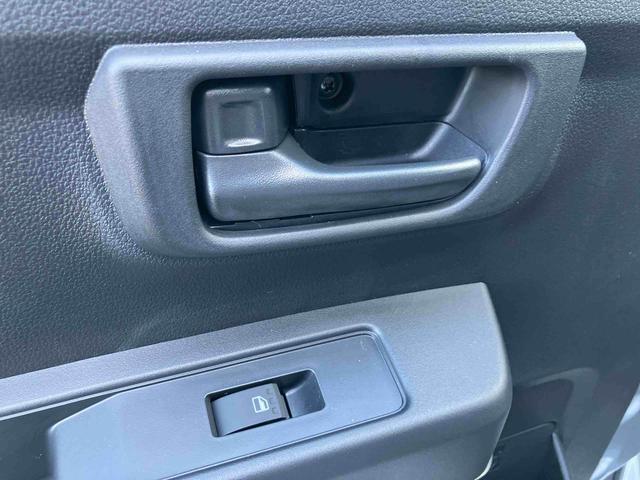 ハイゼットカーゴハイゼットスローパー　ワンオーナー走行距離無制限１２ヶ月保証付き　アイドリングストップ車　スローパーつき　オートライト　オートハイビーム　ラジオ搭載　両側スライドドア（大分県）の中古車