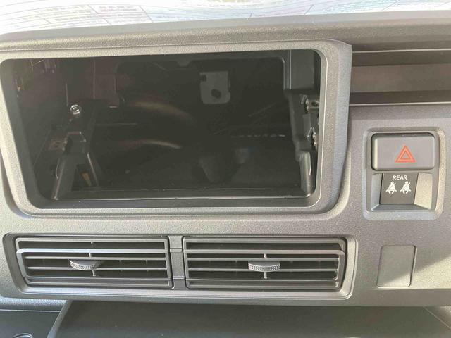 ハイゼットカーゴデッキバンＧ　ワンオーナー走行距離無制限１２ヶ月保証付き　横滑り防止　セキュリティ　衝突回避支援システム　レーンキープアシスト　両側スライドドア　オートライト　アイドリングストップ　ＡＢＳ　運転席エアバッグ　ＡＴハイビーム（大分県）の中古車
