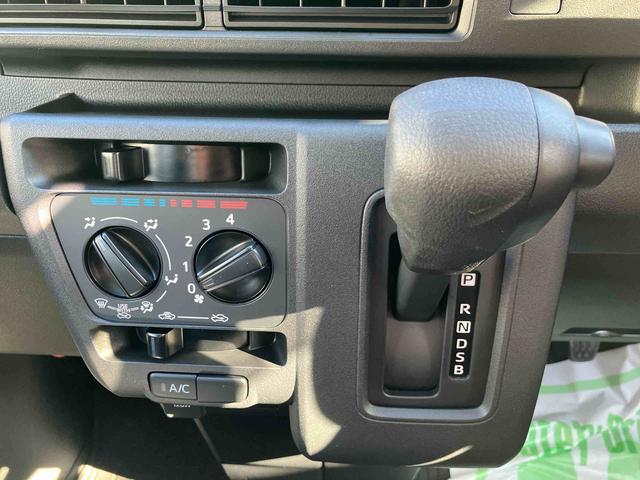 ハイゼットカーゴデッキバンＧ　ワンオーナー走行距離無制限１２ヶ月保証付き　横滑り防止　セキュリティ　衝突回避支援システム　レーンキープアシスト　両側スライドドア　オートライト　アイドリングストップ　ＡＢＳ　運転席エアバッグ　ＡＴハイビーム（大分県）の中古車