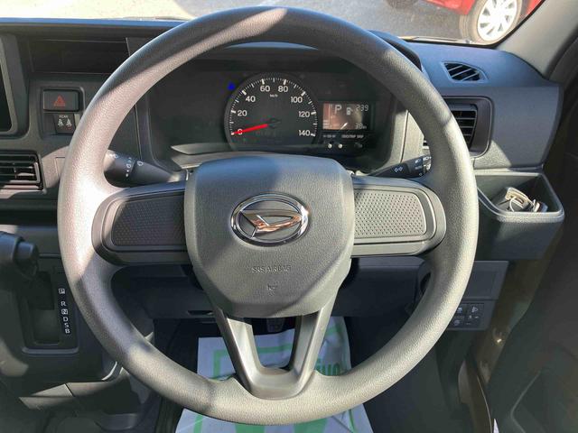 ハイゼットカーゴデッキバンＧ　ワンオーナー走行距離無制限１２ヶ月保証付き　横滑り防止　セキュリティ　衝突回避支援システム　レーンキープアシスト　両側スライドドア　オートライト　アイドリングストップ　ＡＢＳ　運転席エアバッグ　ＡＴハイビーム（大分県）の中古車