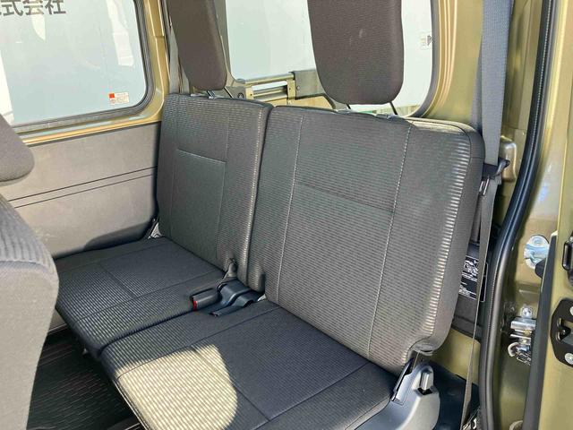 ハイゼットカーゴデッキバンＧ　ワンオーナー走行距離無制限１２ヶ月保証付き　横滑り防止　セキュリティ　衝突回避支援システム　レーンキープアシスト　両側スライドドア　オートライト　アイドリングストップ　ＡＢＳ　運転席エアバッグ　ＡＴハイビーム（大分県）の中古車