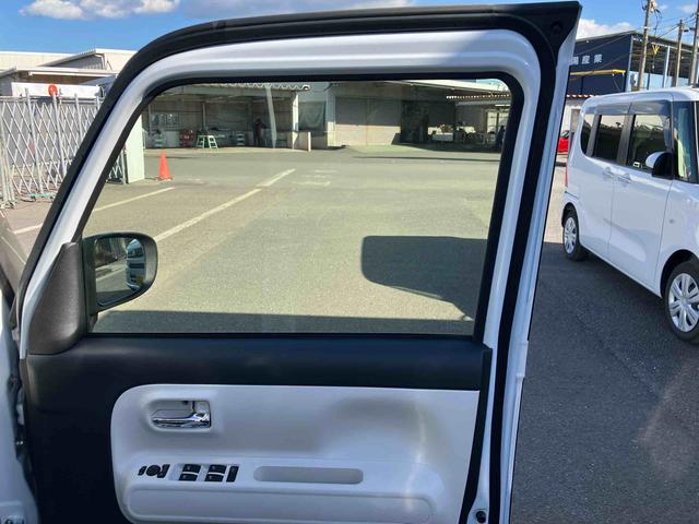 ムーヴキャンバスストライプスＧ　ワンオーナー走行距離無制限１２ヶ月保証付き　アイドルストップ　禁煙　Ｂカメラ　セキュリティアラーム　スマートキープッシュスタート　Ｓヒーター　キーフリーキー　ワンオーナー車　ＬＥＤライト　車線逸脱警報　安全ボディ（大分県）の中古車