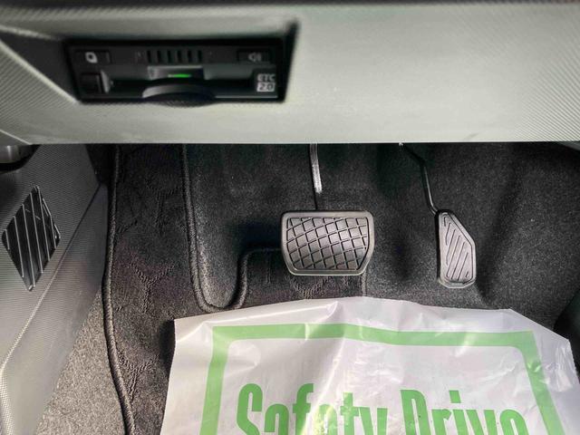 ロッキーG走行距離無制限12ヶ月保証付き アイストップ 360カメラ 追従走行 車線逸脱警告 ブルートゥース ETC車載器 イモビ USB タ−ボ 整備記録簿 誤発進抑制機能 AUTOライト シートヒーター付き(大分県)の中古車