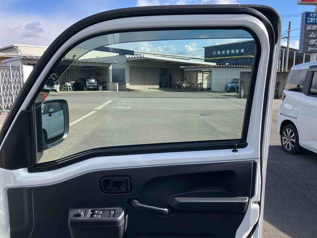 ハイゼットトラックジャンボエクストラ　ワンオーナー走行距離無制限１２ヶ月保証付き　アイドリングストップ付き　オートＬＥＤ　記録簿あり　ブレーキサポート　盗難防止システム　スマ−トキ−　ワンオナ　ダブルエアバッグ　センターデフロック　キーフリー　４ＷＤ（大分県）の中古車