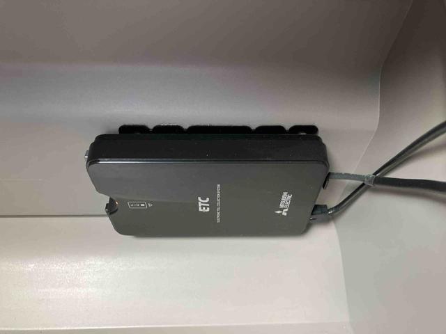 ムーヴＸリミテッド　ＳＡIII走行距離無制限１２ヶ月保証付き　ナビゲーション搭載　バックカメラ搭載　ＥＴＣ車載器搭載　アイドリングストップ車　運転席シートヒーター付き　オートライト　オートハイビーム　オートエアコン（大分県）の中古車