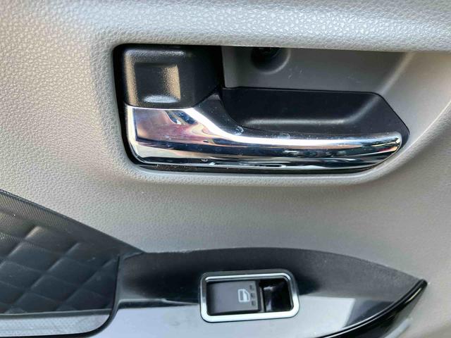 タントカスタムＲＳセレクション走行距離無制限１２ヶ月保証付き　ハイビームアシスト　衝突安全ボディ　車線逸脱警報装置　追従型クルコン　ＵＳＢポート　Ｂカメ　Ａストップ　ＥＴＣ付き　シートヒータ　キーフリーシステム　禁煙　オートライト（大分県）の中古車