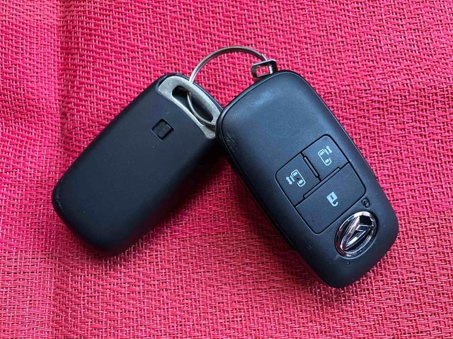 タントカスタムＸ走行距離無制限１２ヶ月保証付き　衝突軽減ブレーキ　車線逸脱防止　アイドリングストップ機能　Ｂカメラ　禁煙　盗難警報装置　ＬＥＤ　キーレスエントリー　前席シートヒーター　オートＬＥＤ　スマキー（大分県）の中古車