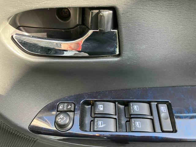 タントカスタムＲＳ　トップエディションＳＡIII走行距離無制限１２ヶ月保証付き　アイドルストップ　両側パワードア　メモリーナビゲーション　Ｂｌｕｅｔｏｏｔｈ対応　禁煙　車線逸脱警告　助手席エアバッグ　記録簿有　ＥＳＣ　ＡＨＢ　盗難防止システム　ナビ（大分県）の中古車