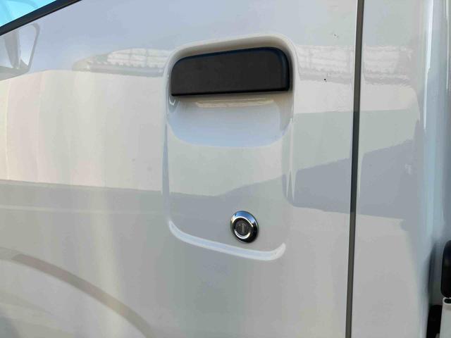 ハイゼットトラックハイルーフ ワンオーナー走行距離無制限12ヶ月保証付き オートマチックハイビーム 横滑り防止装置 ワンオーナー車 衝突被害軽減ブレーキ パワーステアリング Wエアバッグ アイドリングストップ AC 運転席エアバッグ ABS(大分県)の中古車