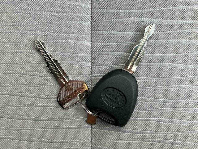 ミライースＸ　ＳＡIII　ワンオーナー走行距離無制限１２ヶ月保証付き　盗難防止アラーム　衝突回避支援ブレーキ機能　レーンキープアシスト　運転席助手席エアバック　横滑防止　禁煙　点検記録簿付　１オーナー　オートハイビーム　キーレスキー（大分県）の中古車