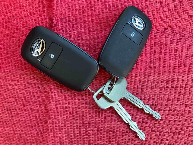 ハイゼットトラックジャンボエクストラ走行距離無制限１２ヶ月保証付き　アイドリングストップ付き　Ｂｌｕｅｔｏｏｔｈオーディオ　オートＬＥＤ　記録簿あり　ブレーキサポート　盗難防止システム　ダブルエアバッグ　センターデフロック　ＥＴＣ車載器（大分県）の中古車