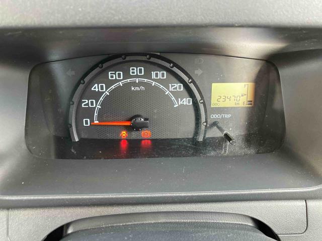 ハイゼットトラックスタンダード走行距離無制限１２ヶ月保証付き　整備記録簿有　ＷエアＢ　パートタイム４ＷＤ　横滑り防止装置　オートエアコン　エアバック　パワステ　禁煙車　ＡＢＳ（大分県）の中古車