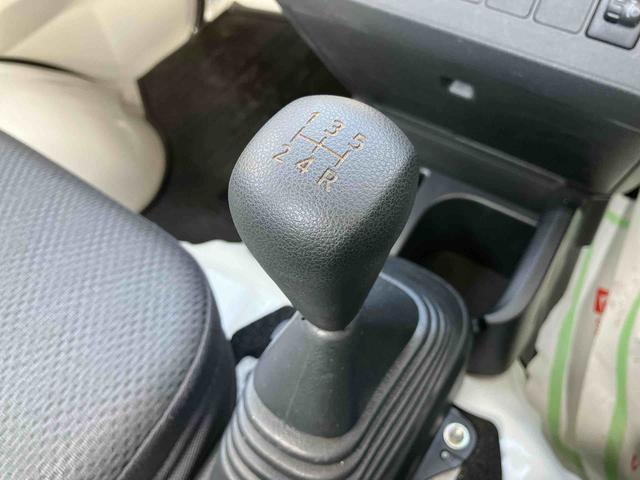 ハイゼットトラックスタンダード走行距離無制限１２ヶ月保証付き　整備記録簿有　ＷエアＢ　パートタイム４ＷＤ　横滑り防止装置　オートエアコン　エアバック　パワステ　禁煙車　ＡＢＳ（大分県）の中古車