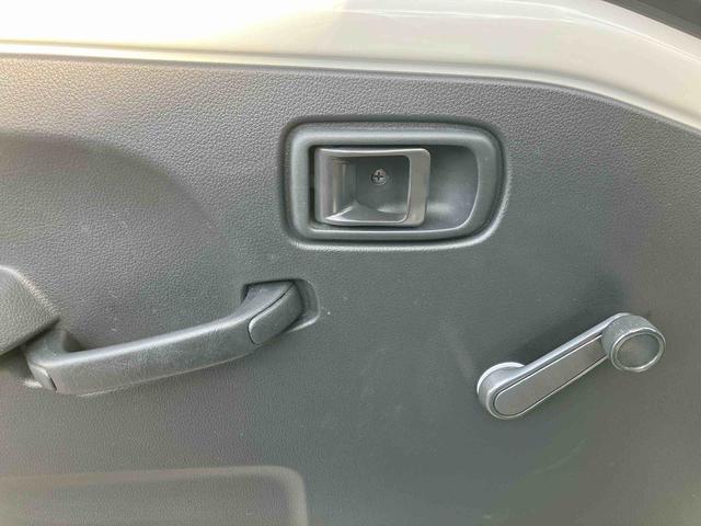 ハイゼットトラックスタンダード走行距離無制限１２ヶ月保証付き　整備記録簿有　ＷエアＢ　パートタイム４ＷＤ　横滑り防止装置　オートエアコン　エアバック　パワステ　禁煙車　ＡＢＳ（大分県）の中古車