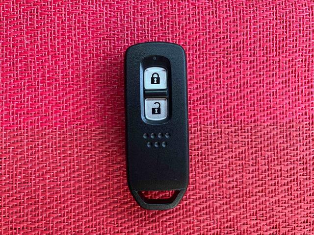 Ｎ−ＯＮＥＲＳ走行距離無制限１２ヶ月保証付き　アダプティブクルーズＣ　記録簿　禁煙　シートヒータ　ブルートゥース　横滑り防止機能　インテリキー　ＥＴＣ付き　Ｂカメ　アイドリングストップ機能　Ａライト　ＡＢＳ　アルミ（大分県）の中古車