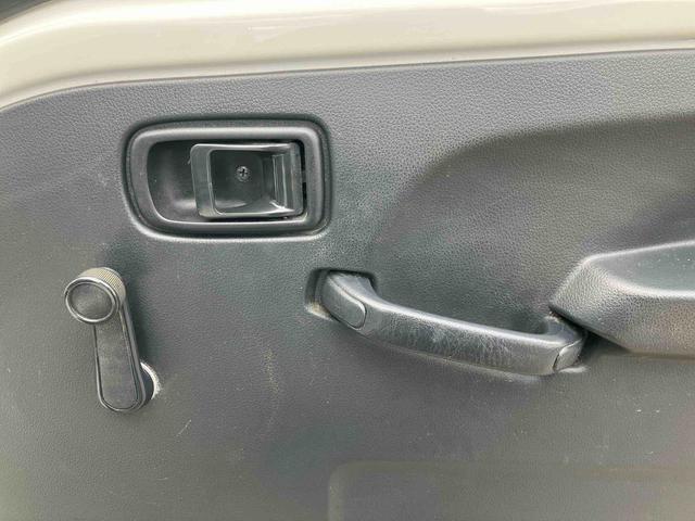 ハイゼットトラックスタンダードＳＡIIIｔ走行距離無制限１２ヶ月保証付き　ＡＭ／ＦＭラジオ搭載　エアコン付き（大分県）の中古車