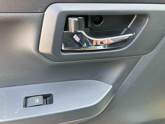 ミライースX SAIII ワンオーナー走行距離無制限12ヶ月保証付き オートLED 運転席エアバック 車線逸脱防止 キ−レス イモビライザー ワンオーナー車 アイドリングS VSC 記録簿あり バックカメラ付き ABS オートライト(大分県)の中古車