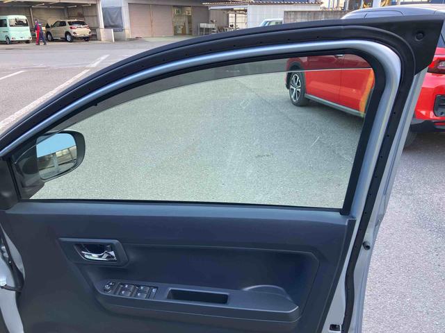 ミライースＸ　ＳＡIII　ワンオーナー走行距離無制限１２ヶ月保証付き　オートＬＥＤ　運転席エアバック　車線逸脱防止　キ−レス　イモビライザー　ワンオーナー車　アイドリングＳ　ＶＳＣ　記録簿あり　バックカメラ付き　ＡＢＳ　オートライト（大分県）の中古車