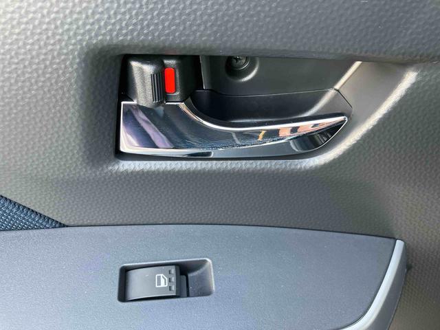 トールカスタムＧ　ターボ　ワンオーナー走行距離無制限１２ヶ月保証付き　両側パワスラドア　アダプティブクルーズ　衝突回避支援ブレーキ機能　ＬＫＡ　ＬＥＤライト　Ｉ−ＳＴＯＰ　バックカメラ　ＵＳＢ　ブルートゥース　ＴＶ　キーフリーシステム（大分県）の中古車