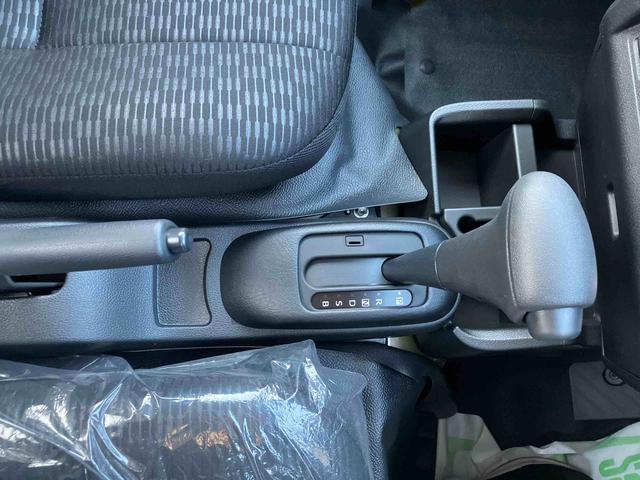 ハイゼットトラックジャンボエクストラ　ワンオーナー走行距離無制限１２ヶ月保証付き　アイドリングストップ付き　オートＬＥＤ　記録簿あり　ブレーキサポート　盗難防止システム　スマ−トキ−　ワンオナ　禁煙　ダブルエアバッグ　センターデフロック　キーフリー（大分県）の中古車