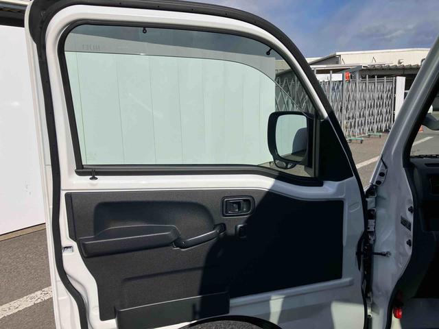 ハイゼットトラックジャンボエクストラ走行距離無制限１２ヶ月保証付き　アイドリングストップ付き　オートＬＥＤ　記録簿あり　ブレーキサポート　盗難防止システム　スマ−トキ−　ワンオナ　禁煙　ダブルエアバッグ　センターデフロック　キーフリー（大分県）の中古車