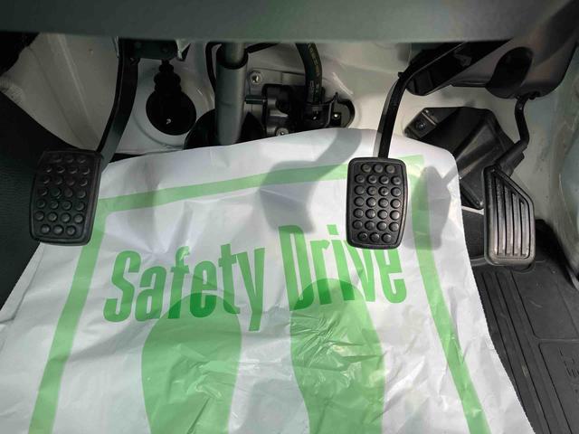 ハイゼットトラックスタンダード走行距離無制限１２ヶ月保証付き　ラジオチューナー搭載　禁煙　パワステ　エアコン　運転席エアバッグ　ＡＢＳ　点検記録簿（大分県）の中古車