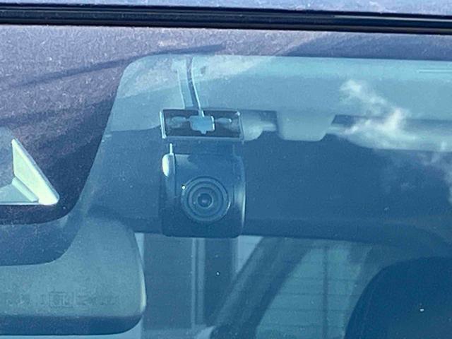 ロッキープレミアムＧ　ＨＥＶ走行距離無制限１２ヶ月保証付き　バックカメラ付き　追従式クルーズコントロール　ＵＳＢ接続　衝突被害軽減　盗難防止　Ｂｌｕｅｔｏｏｔｈ対応　衝突安全ボディ　アルミホイル　ＬＥＤライト　オートＬＥＤ　禁煙（大分県）の中古車