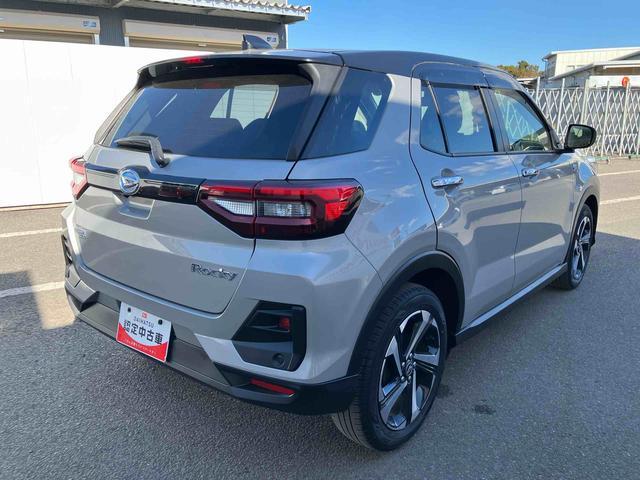 ロッキープレミアムＧ　ＨＥＶ走行距離無制限１２ヶ月保証付き　バックカメラ付き　追従式クルーズコントロール　ＵＳＢ接続　衝突被害軽減　盗難防止　Ｂｌｕｅｔｏｏｔｈ対応　衝突安全ボディ　アルミホイル　ＬＥＤライト　オートＬＥＤ　禁煙（大分県）の中古車